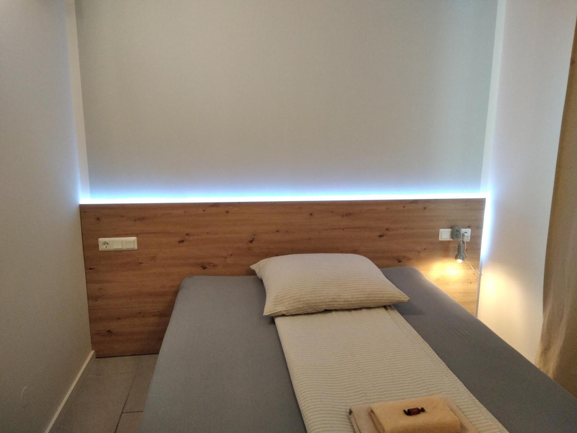 Sroom 118 And 119 In Center Reutlingen Exterior foto