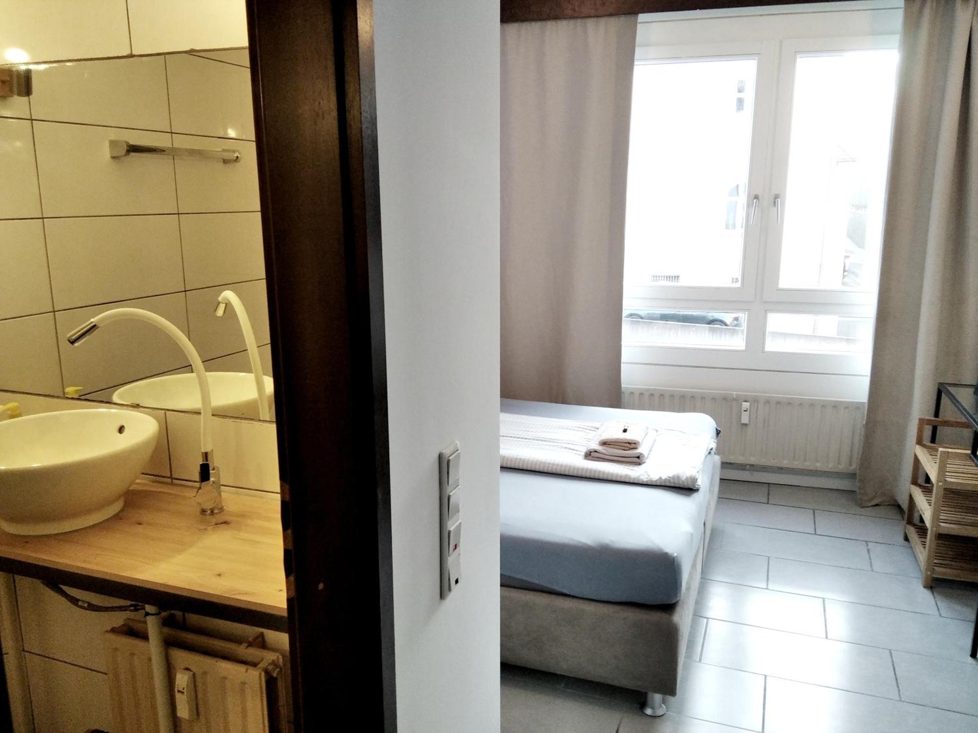 Sroom 118 And 119 In Center Reutlingen Exterior foto