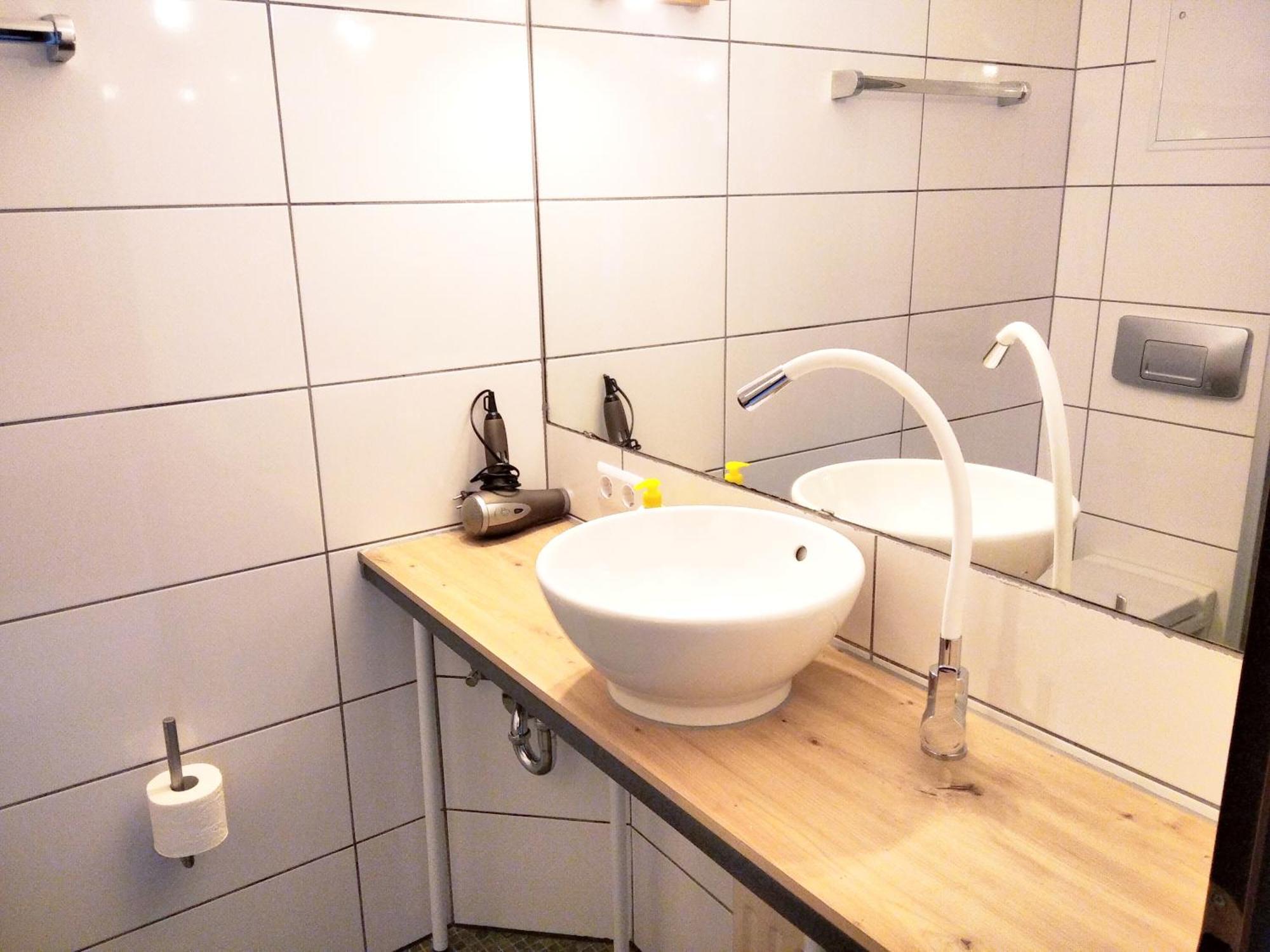 Sroom 118 And 119 In Center Reutlingen Exterior foto