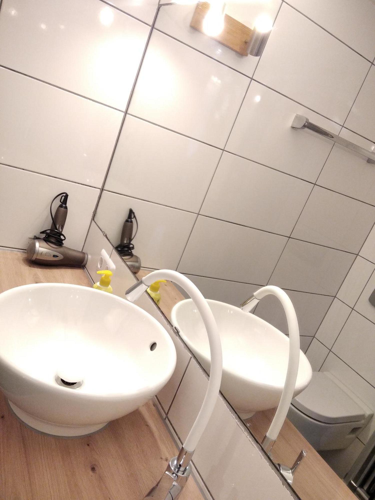 Sroom 118 And 119 In Center Reutlingen Exterior foto