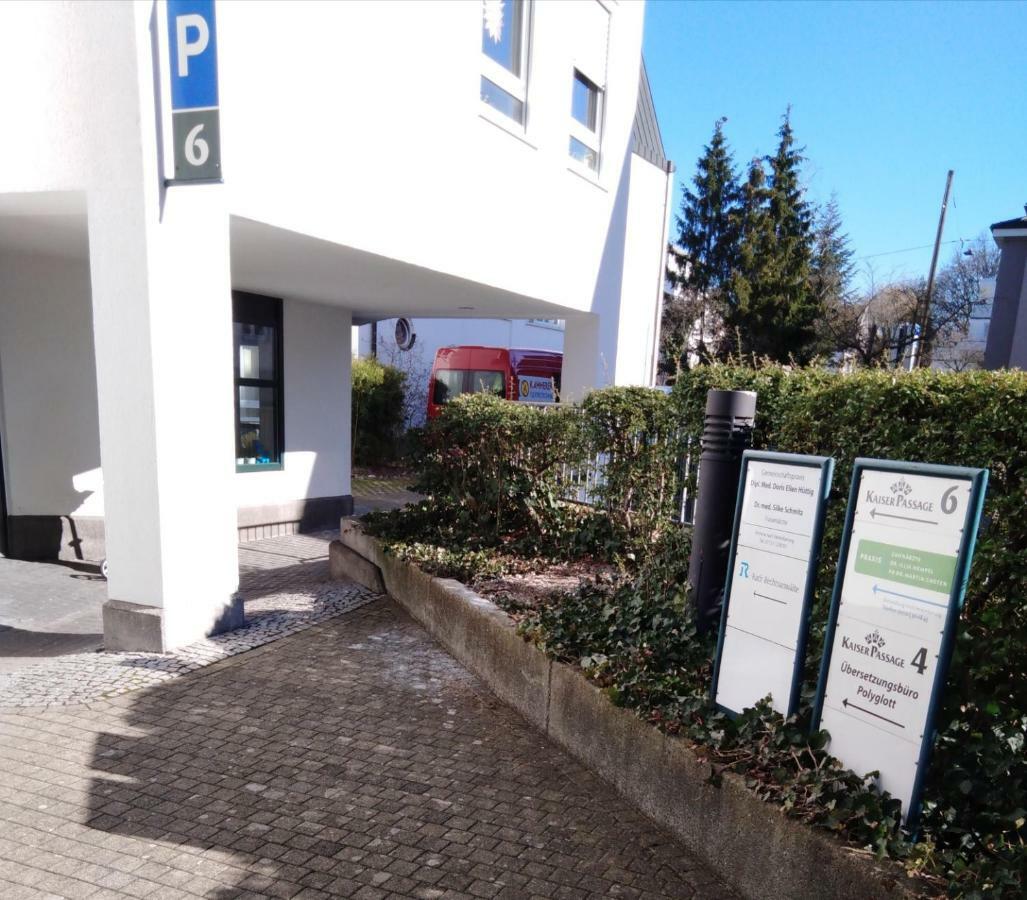 Sroom 118 And 119 In Center Reutlingen Exterior foto