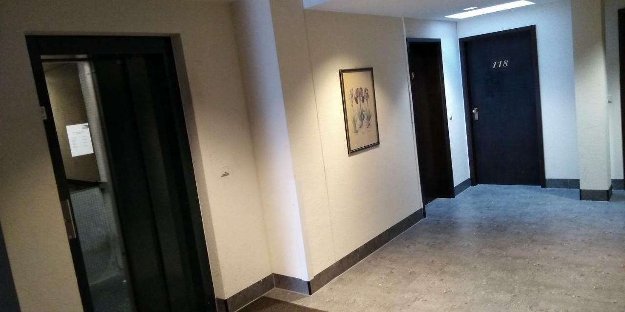 Sroom 118 And 119 In Center Reutlingen Exterior foto